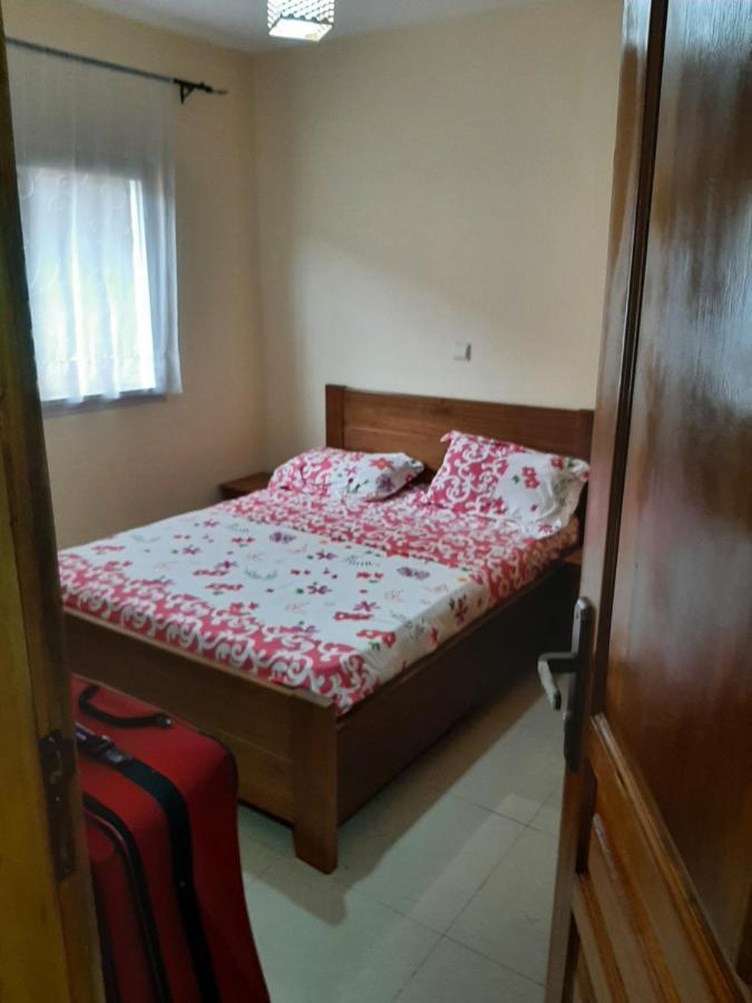 Signorile Jo Apartment Yaounde Bagian luar foto